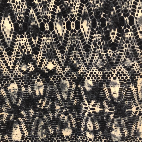 Beautifully patterned maxi skirt - Picture 5 of 5